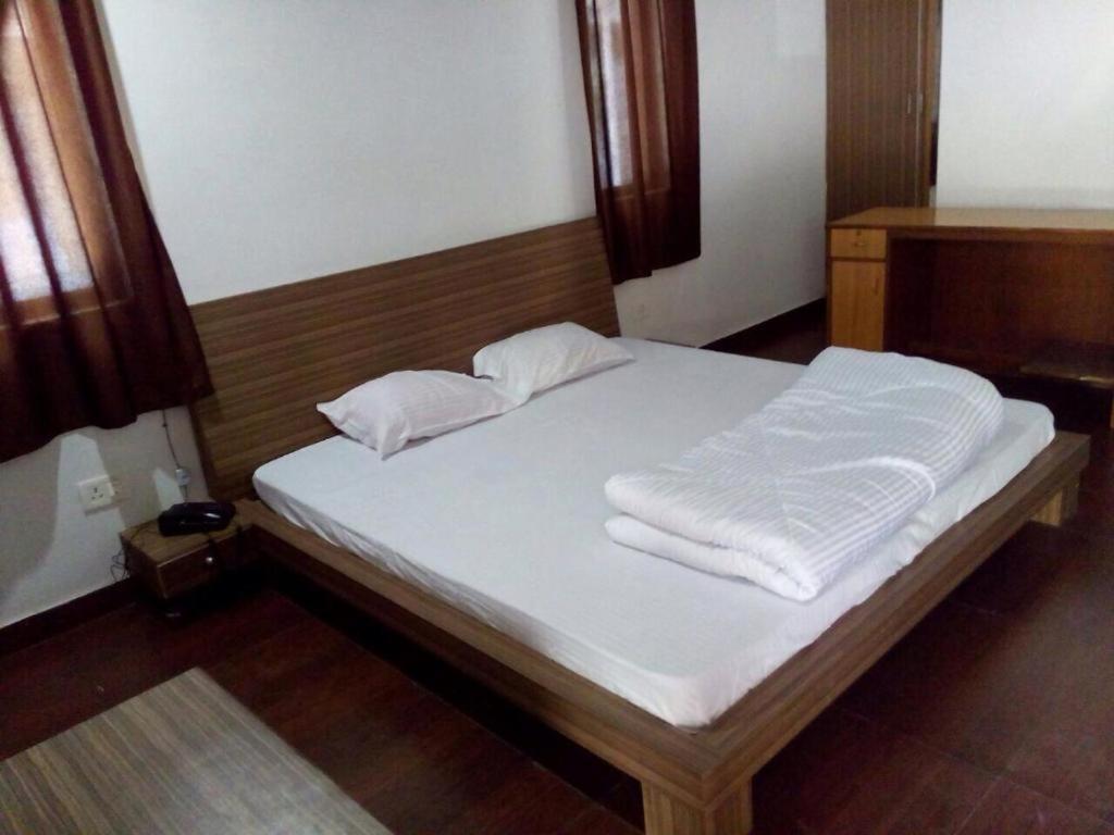 Riverside Resort Лансдаун Экстерьер фото